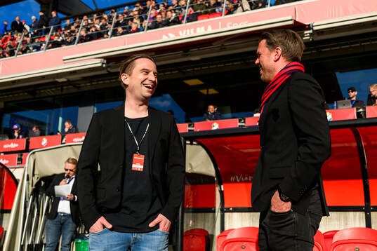 Östers klubbdirektör Jens Magnusson och tillförordnad