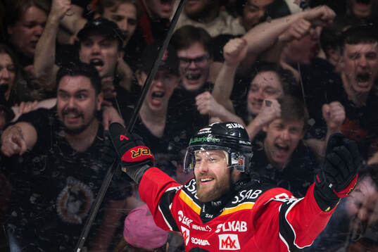 Luleås Linus Omark jublar