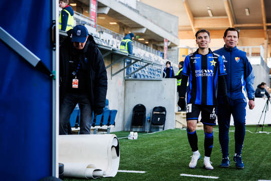 Sirius Leo Walta och Djurgårdens assisterande tränare