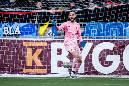 Djurgårdens målvakt Filip Manojlovic