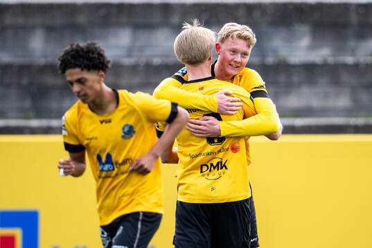 Lund BKs Aleandro Wihlborg Costa jublar