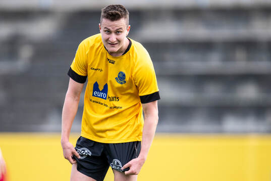 Lund BKs Aleandro Wihlborg Costa jublar