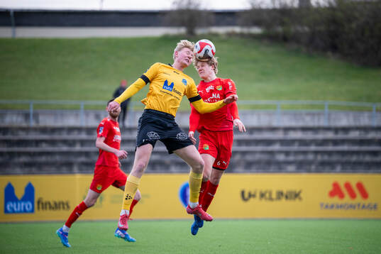 Lund BKs Aleandro Wihlborg Costa jublar