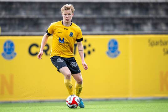 Lund BKs Aleandro Wihlborg Costa jublar