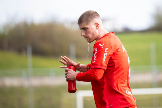 Lund BKs Aleandro Wihlborg Costa jublar