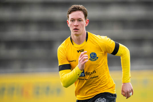 Lund BKs Aleandro Wihlborg Costa jublar
