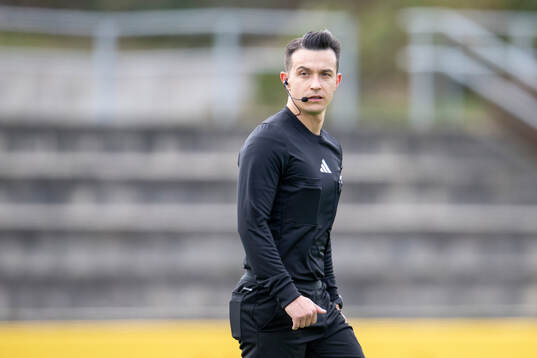 Lund BKs Aleandro Wihlborg Costa jublar