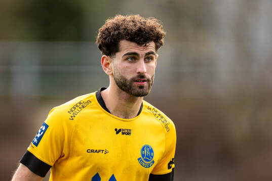 Lund BKs Aleandro Wihlborg Costa jublar