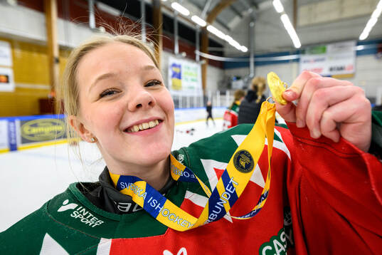 Frölundas målvakt Ellen Jeansson jublar