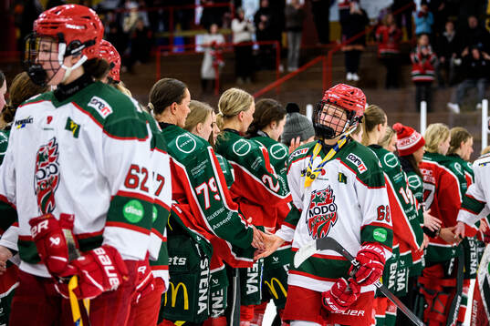 Modos Ingrid Wikblom deppar