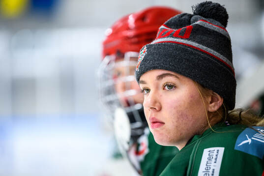 Modos målvakt Ebba Lindström