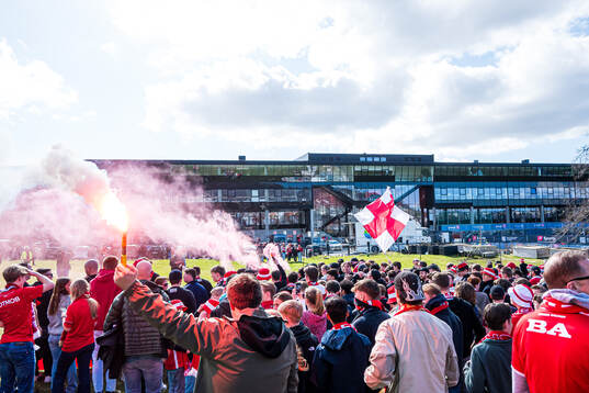 Spectators at Ove Thue-marsjen