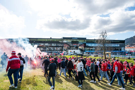 Spectators at Ove Thue-marsjen