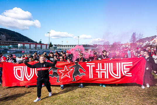 Spectators at Ove Thue-marsjen