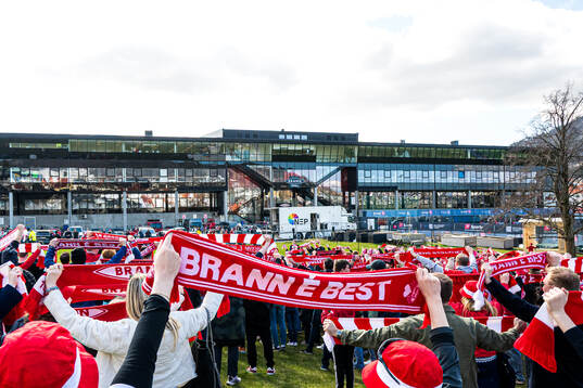 Spectators at Ove Thue-marsjen