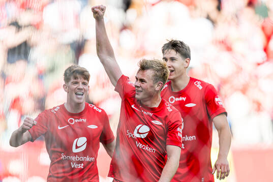 Aune Heggebø of Brann celebrates