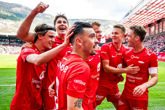 Niklas Castro of Brann celebrates