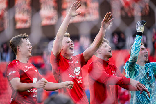 Aune Heggebø of Brann celebrates