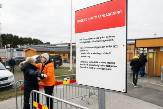 Skylt utanför Strandvallen