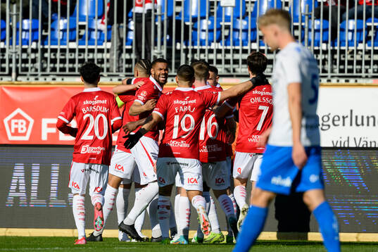 Degerfors Leon Hien jublar