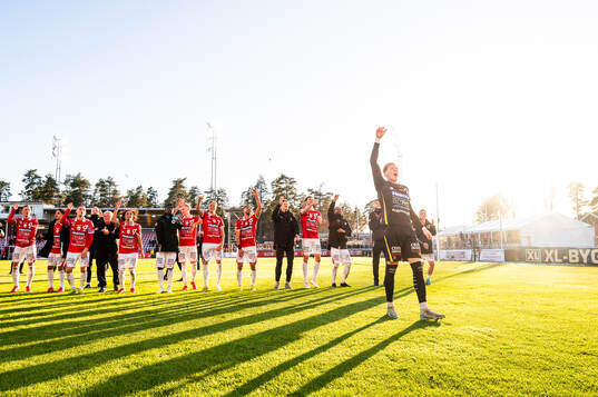 Bläddra bland fler bilder av Fotboll, Allsvenskan, Degerfors - Värnamo