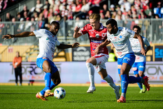 Värnamos Johnbosco Samuel Kalu och Wenderson Oliveira do
