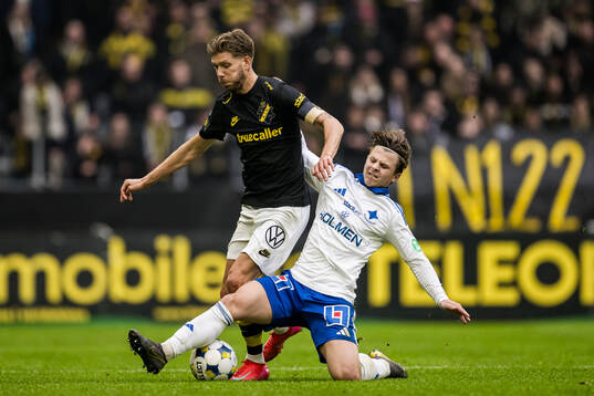 AIKs Anton Salétros och IFK Norrköpings Axel Brönner