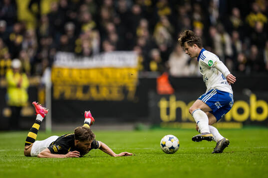 AIKs Anton Salétros och IFK Norrköpings Axel Brönner