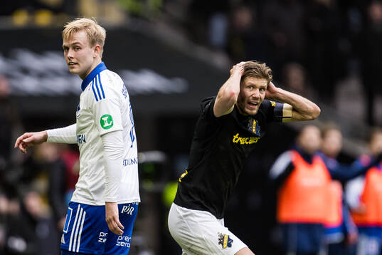 IFK Norrköpings Isak Andri Sigurgeirsson och AIKs Anton