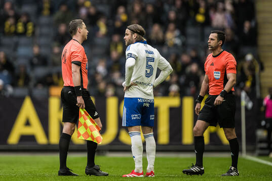 Linjedomare Per Rehnlund, Christoffer Nyman och Domare