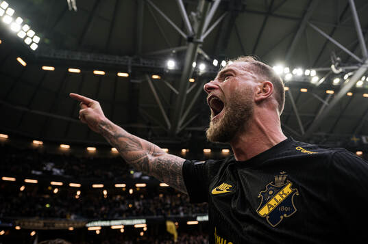 AIKs John Guidetti jublar