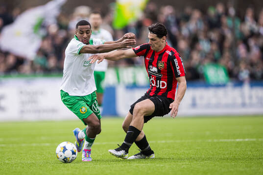 Hammarbys Paulos Abraham och Brommapojkarnas Kevin Ackermann