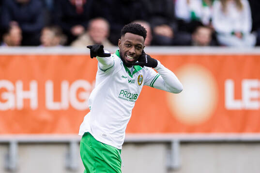 Hammarbys Shaquille Pinas jublar