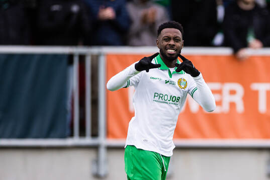Hammarbys Shaquille Pinas jublar
