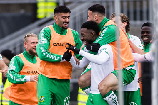 Hammarbys Shaquille Pinas jublar
