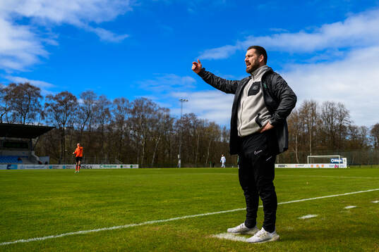 Högaborgs tränare Daniel Bennassar Nilsson