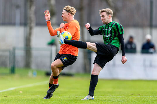 Torns Tom Wassholm och Högaborgs Dennis Ericson