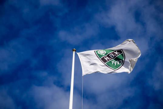 Högaborgs klubbmärke på en flagga