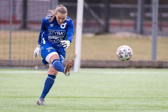 Degerfors IFs målvakt Elin Ekmark