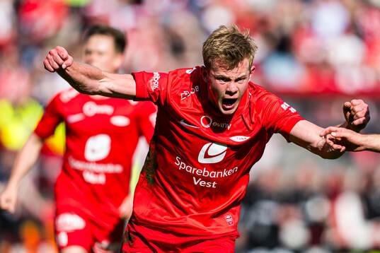 Aune Heggebø of Brann celebrates