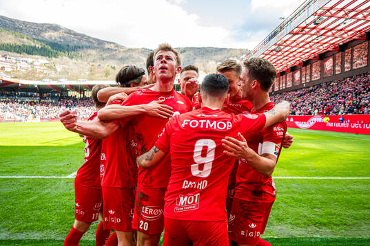 Niklas Castro of Brann celebrates
