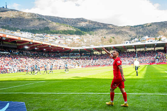Niklas Castro of Brann celebrates