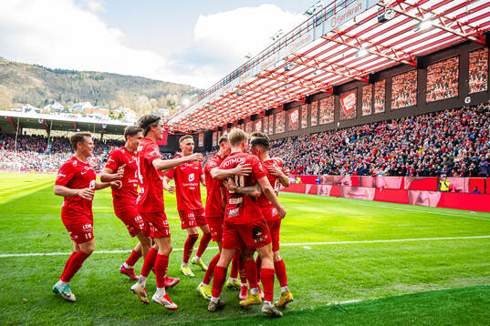 Niklas Castro of Brann celebrates