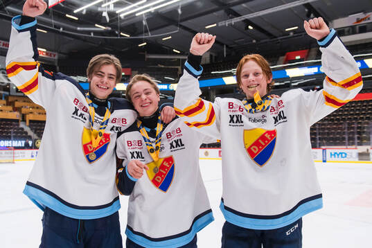 Djurgårdens Theo Antell, Eric Larsson och Melker Wersäll