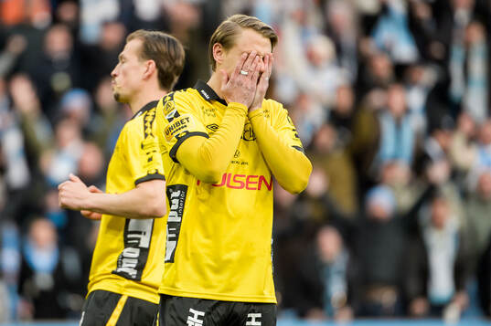 Elfsborgs Simon Hedlund deppar