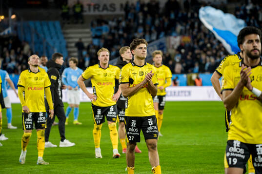 Elfsborgs Besfort Zeneli deppar