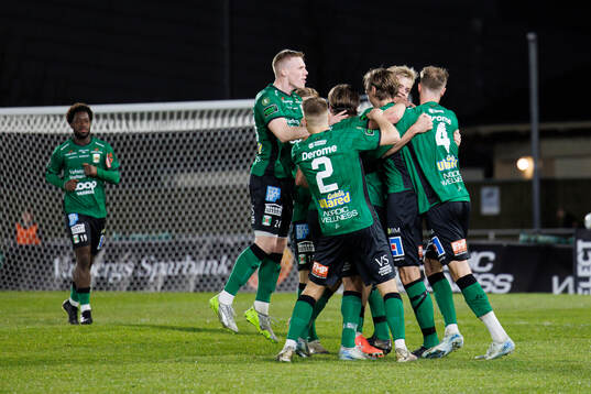 Varbergs spelare jublar