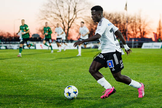 Örebros Blessing Asumang Dankwah
