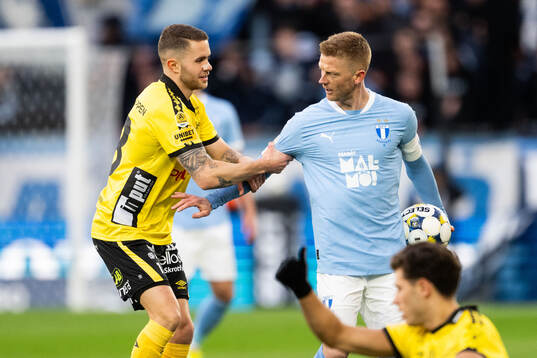 Elfsborgs Julius Magnusson och Malmö FFs Anders Bleg