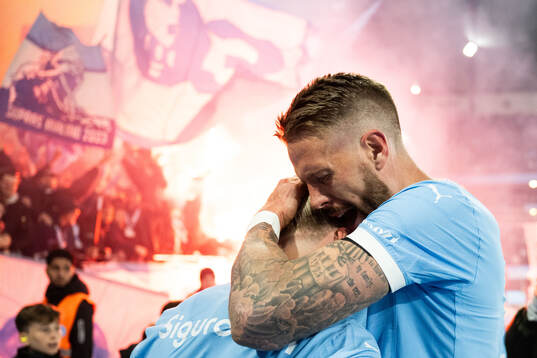 Malmö FFs Arnor Sigurdsson jublar med Pontus Jansson